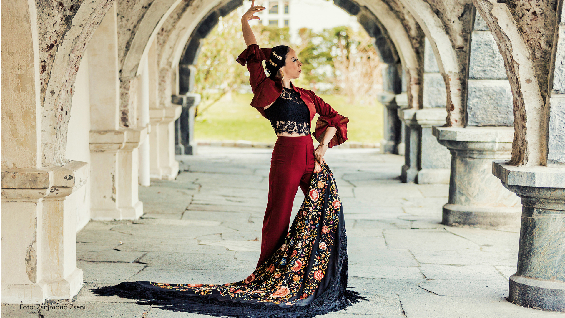 NANA -kjærleikssoger gjennom flamencodans, song og spansk gitarmusikk